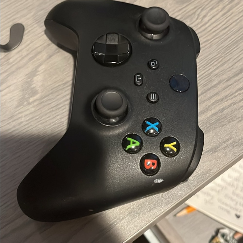 2 Xbox controller’s
